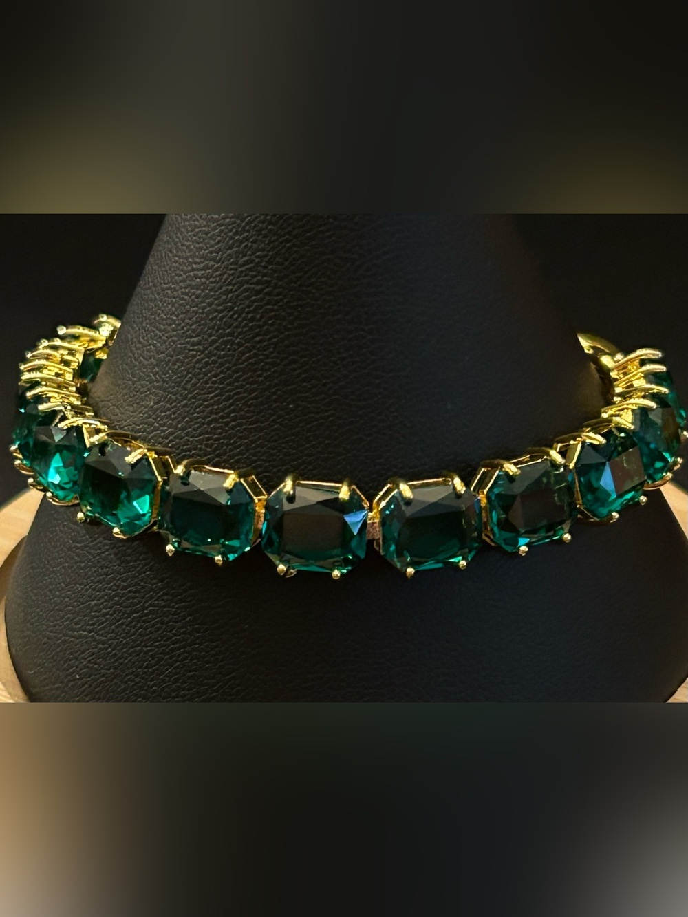 Stunning Gold-Tone Tennis Style Bracelet w/Bold Emerald Green Crystal Links